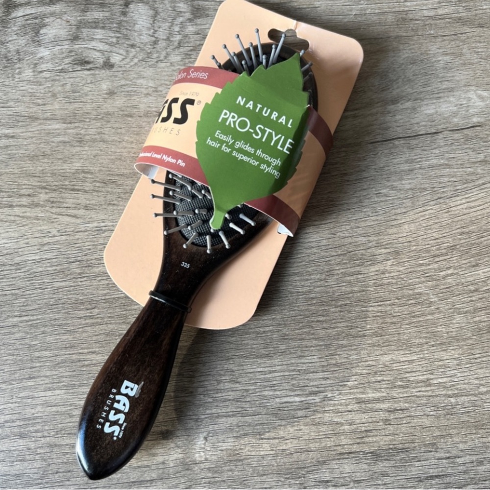 NWT Bass Solid Wood Handle Nylon Pin Hairbrush Professional Sustainable Stylist